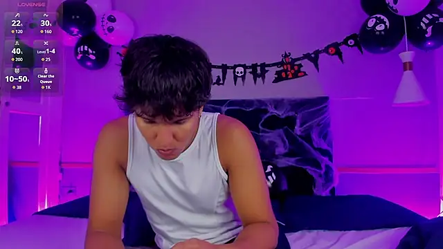 Snapshot of Leo_Savage_ chatting on October 14, 2025, 4:13 am Leo Savage online show from October 14, 2025, 4:13 am