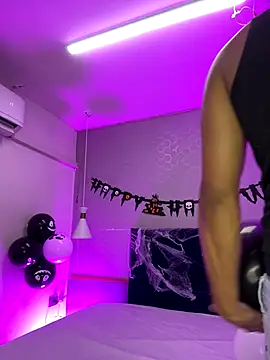 Snapshot of Leo_Savage_ chatting on October 12, 2025, 3:19 am Leo Savage online show from October 12, 2025, 3:19 am