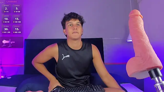 Snapshot of Leo_Savage_ chatting on October 1, 2025, 4:06 am Leo Savage online show from October 1, 2025, 4:06 am