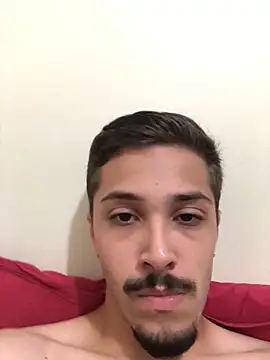 henriquexz244 online show from February 15, 2026, 11:03 pm