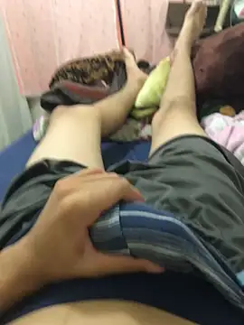 henriquexz244 online show from February 17, 2026, 10:40 pm