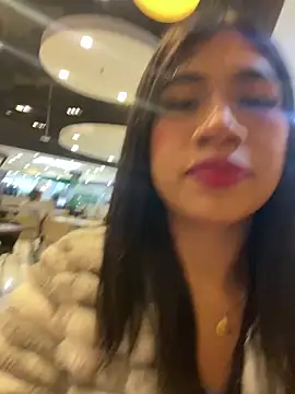 LiaSaenz27 online show from September 26, 2025, 3:08 pm