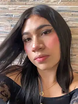 LiaSaenz27 online show from September 17, 2025, 2:41 pm