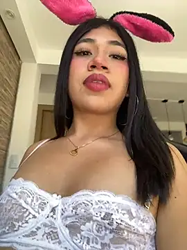 LiaSaenz27 online show from October 9, 2025, 2:50 pm