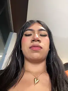 LiaSaenz27 online show from October 24, 2025, 3:00 pm