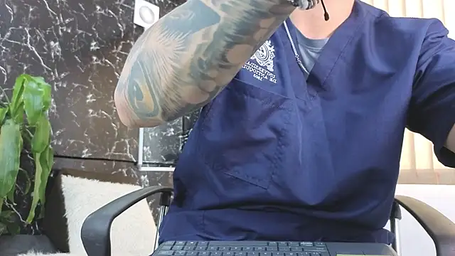 Alexander ferre online show from April 16, 2026, 1:56 pm