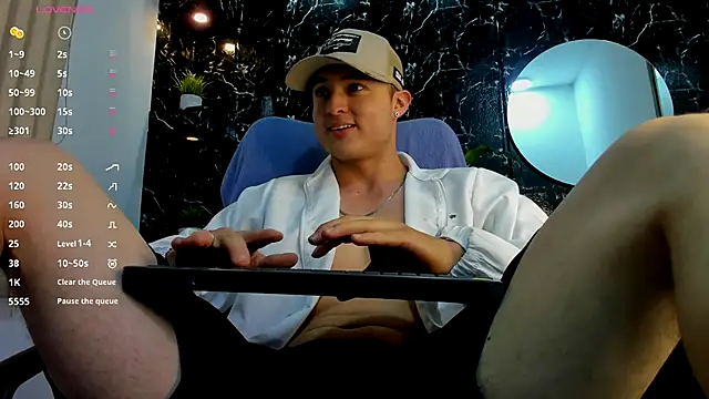 Alexander ferre online show from October 4, 2025, 7:37 pm