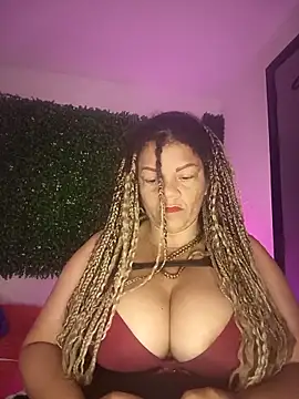 Eva Luxei online show from October 14, 2025, 8:48 am