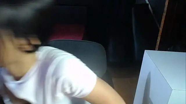 Little Kmi online show from September 30, 2025, 5:41 pm