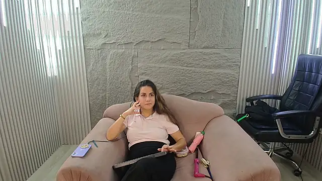 CamileX online show from September 11, 2025, 1:22 pm