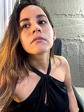 CamileX online show from September 24, 2025, 1:39 pm