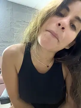 CamileX online show from October 14, 2025, 1:56 pm