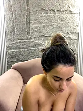 CamileX online show from October 23, 2025, 1:54 pm