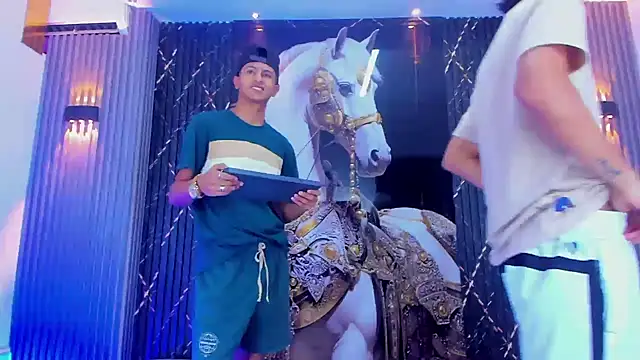 Snapshot of gustavo_saaled19_ chatting on September 28, 2025, 7:32 pm gustavo saaled19  online show from September 28, 2025, 7:32 pm