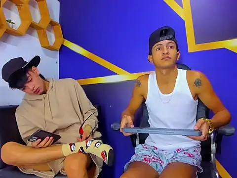 Snapshot of gustavo_saaled19_ chatting on September 8, 2025, 7:46 pm gustavo saaled19  online show from September 8, 2025, 7:46 pm