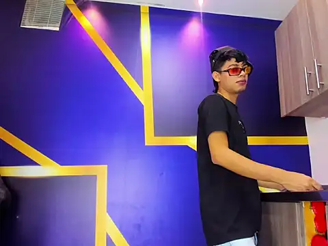 Snapshot of gustavo_saaled19_ chatting on September 14, 2025, 7:58 pm gustavo saaled19  online show from September 14, 2025, 7:58 pm