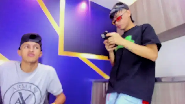 Snapshot of gustavo_saaled19_ chatting on September 22, 2025, 7:42 pm gustavo saaled19  online show from September 22, 2025, 7:42 pm