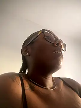 Snapshot of Miss_ChocolateX chatting on October 1, 2025, 4:00 pm Miss ChocolateX online show from October 1, 2025, 4:00 pm