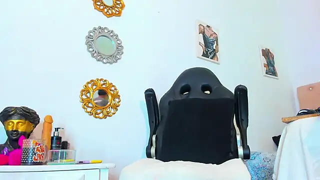  Tarekk  online show from October 1, 2025, 3:16 pm