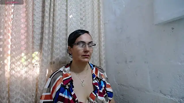 Snapshot of gabbyparker_ chatting on September 23, 2025, 11:39 am gabbyparker  online show from September 23, 2025, 11:39 am