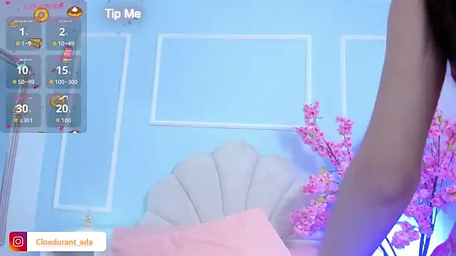 Snapshot of Cloedurant chatting on September 14, 2025, 8:09 pm Cloedurant online show from September 14, 2025, 8:09 pm