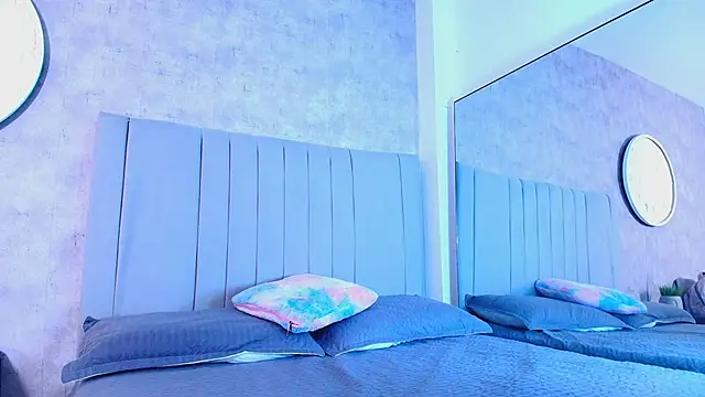 karla-ruiz online show from October 26, 2025, 8:20 pm