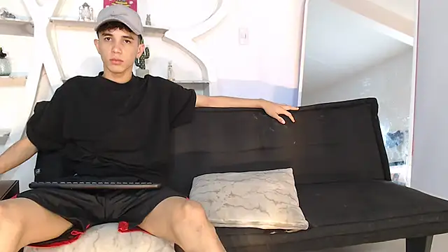 Snapshot of THREE_GUYS_HOT chatting on November 1, 2025, 7:19 pm THREE GUYS HOT online show from November 1, 2025, 7:19 pm