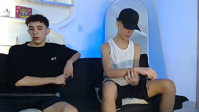 Snapshot of THREE_GUYS_HOT chatting on November 2, 2025, 7:30 pm THREE GUYS HOT online show from November 2, 2025, 7:30 pm