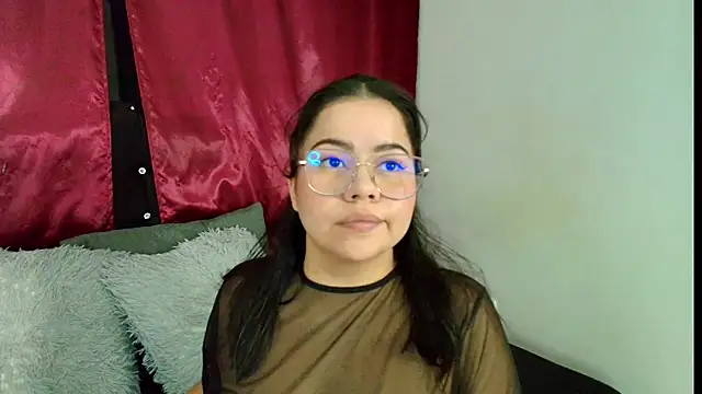 LilyRousee online show from October 1, 2025, 10:02 pm