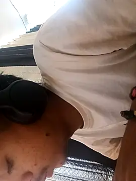 Snapshot of deny2442 chatting on October 27, 2025, 4:57 am deny2442 online show from October 27, 2025, 4:57 am