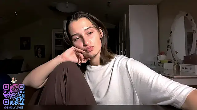 DarlineBrustera online show from November 1, 2025, 2:33 pm