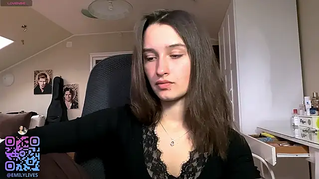 Snapshot of DarlineBrustera chatting on April 19, 2026, 2:29 pm DarlineBrustera online show from April 19, 2026, 2:29 pm