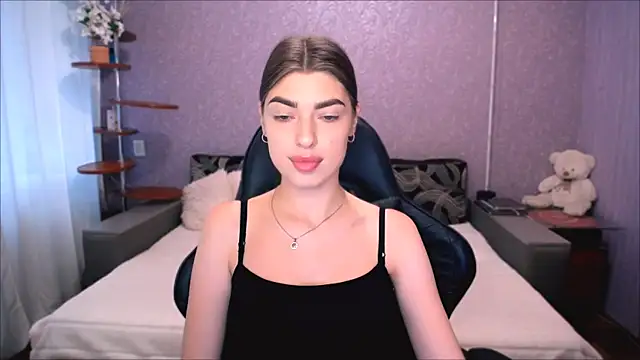 Dianaa Lee0 online show from July 9, 2026, 2:38 pm