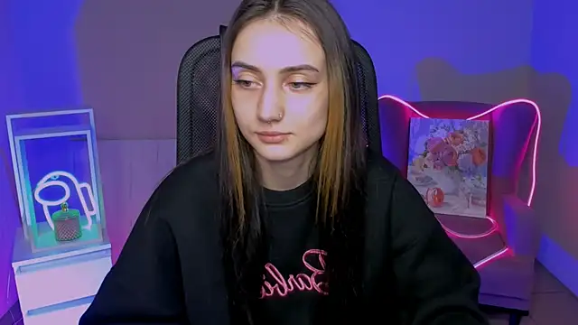 Snapshot of olivianorton chatting on November 5, 2025, 1:14 pm olivianorton online show from November 5, 2025, 1:14 pm