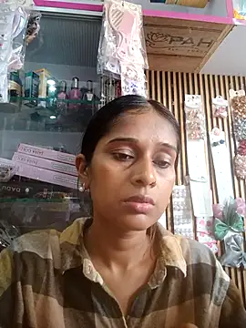 hotshreya69 online show from October 11, 2025, 9:54 am