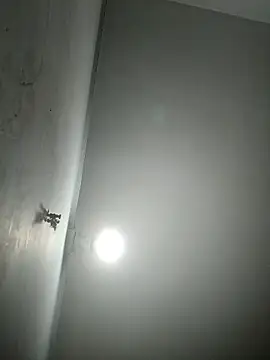 hotshreya69 online show from October 25, 2025, 4:29 pm