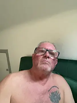 Snapshot of naughtygrandad1 chatting on April 23, 2026, 7:26 pm naughtygrandad1 online show from April 23, 2026, 7:26 pm