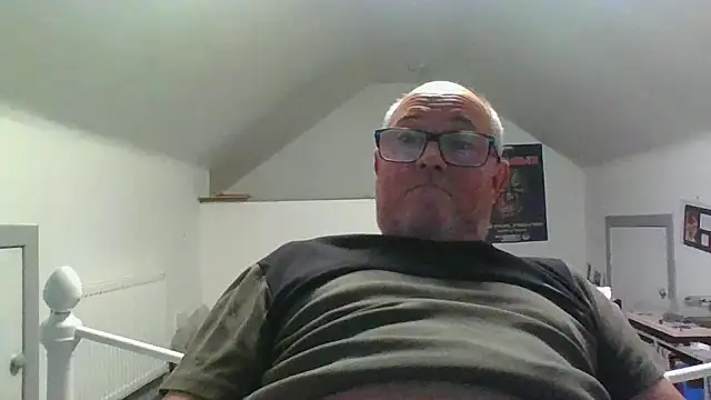 Snapshot of naughtygrandad1 chatting on October 26, 2025, 7:14 pm naughtygrandad1 online show from October 26, 2025, 7:14 pm