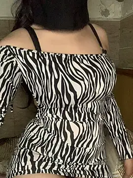 Snapshot of Dahab_ chatting on October 19, 2025, 11:24 am Dahab  online show from October 19, 2025, 11:24 am