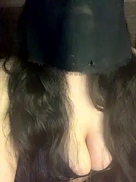 Dahab  online show from March 7, 2026, 4:01 pm