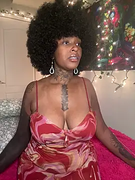 MistiSavannah online show from June 18, 2026, 2:10 am