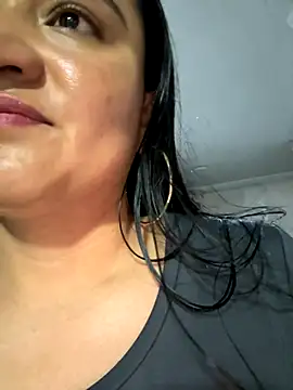 Rouse69  online show from November 25, 2025, 6:36 am