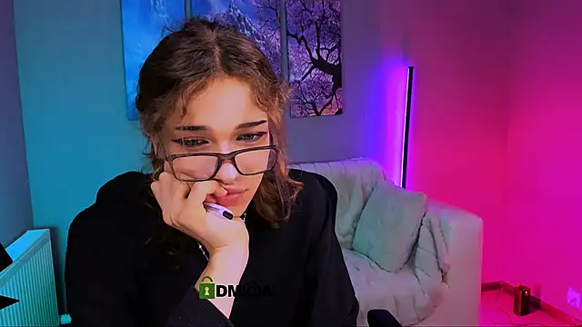 Snapshot of kevi_sunn chatting on September 19, 2025, 7:40 pm kevi sunn online show from September 19, 2025, 7:40 pm