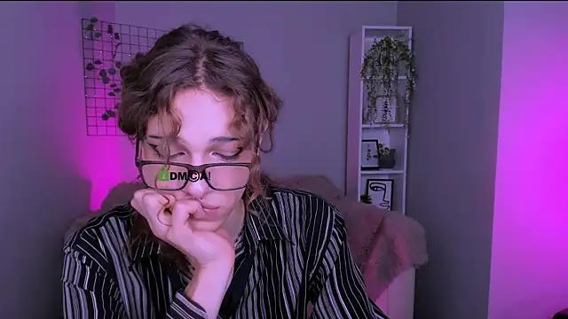 Snapshot of kevi_sunn chatting on September 13, 2025, 8:20 pm kevi sunn online show from September 13, 2025, 8:20 pm