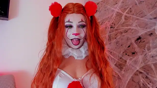 Snapshot of riley_bensongh chatting on October 25, 2025, 10:32 pm riley bensongh online show from October 25, 2025, 10:32 pm