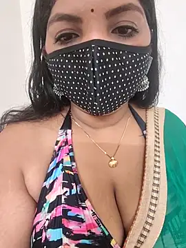 Snapshot of Komal-stream chatting on September 17, 2025, 7:49 pm Komal-stream online show from September 17, 2025, 7:49 pm