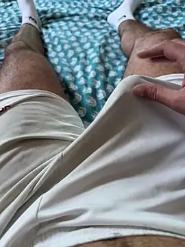 Beurberry19 online show from October 23, 2025, 4:49 pm