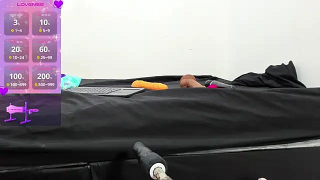 Snapshot of Moon78sweet chatting on October 2, 2025, 11:35 am Moon78sweet online show from October 2, 2025, 11:35 am