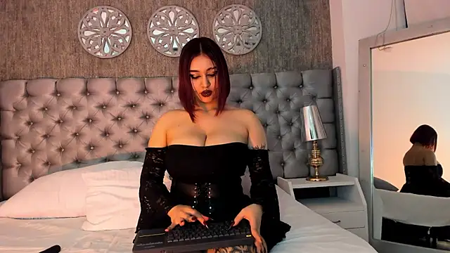 Snapshot of VenussDark chatting on February 14, 2026, 5:29 am VenussDark online show from February 14, 2026, 5:29 am