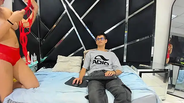 Noa Arez online show from January 14, 2026, 11:19 pm